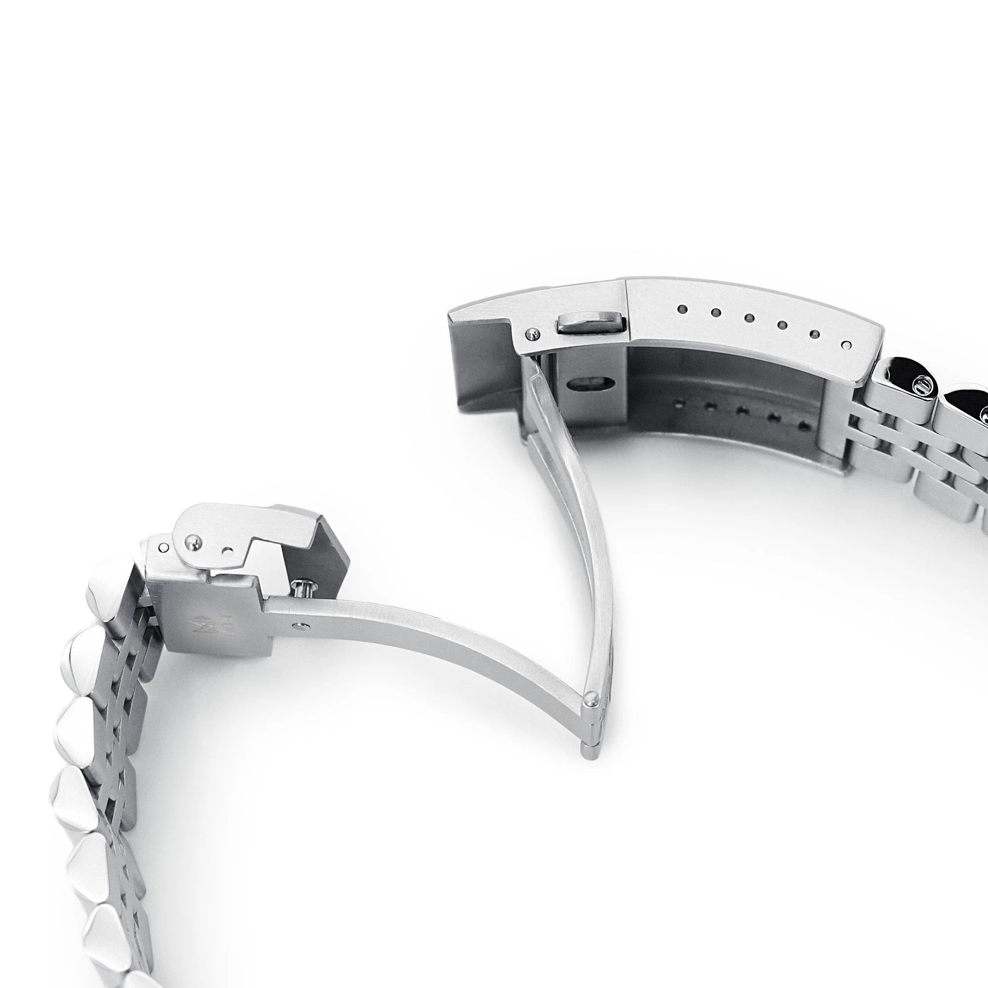 Strapcode Super-J Louis stainless steel bracelet for Seiko 5 GMT SSK001 with secure clasp and adjustable links