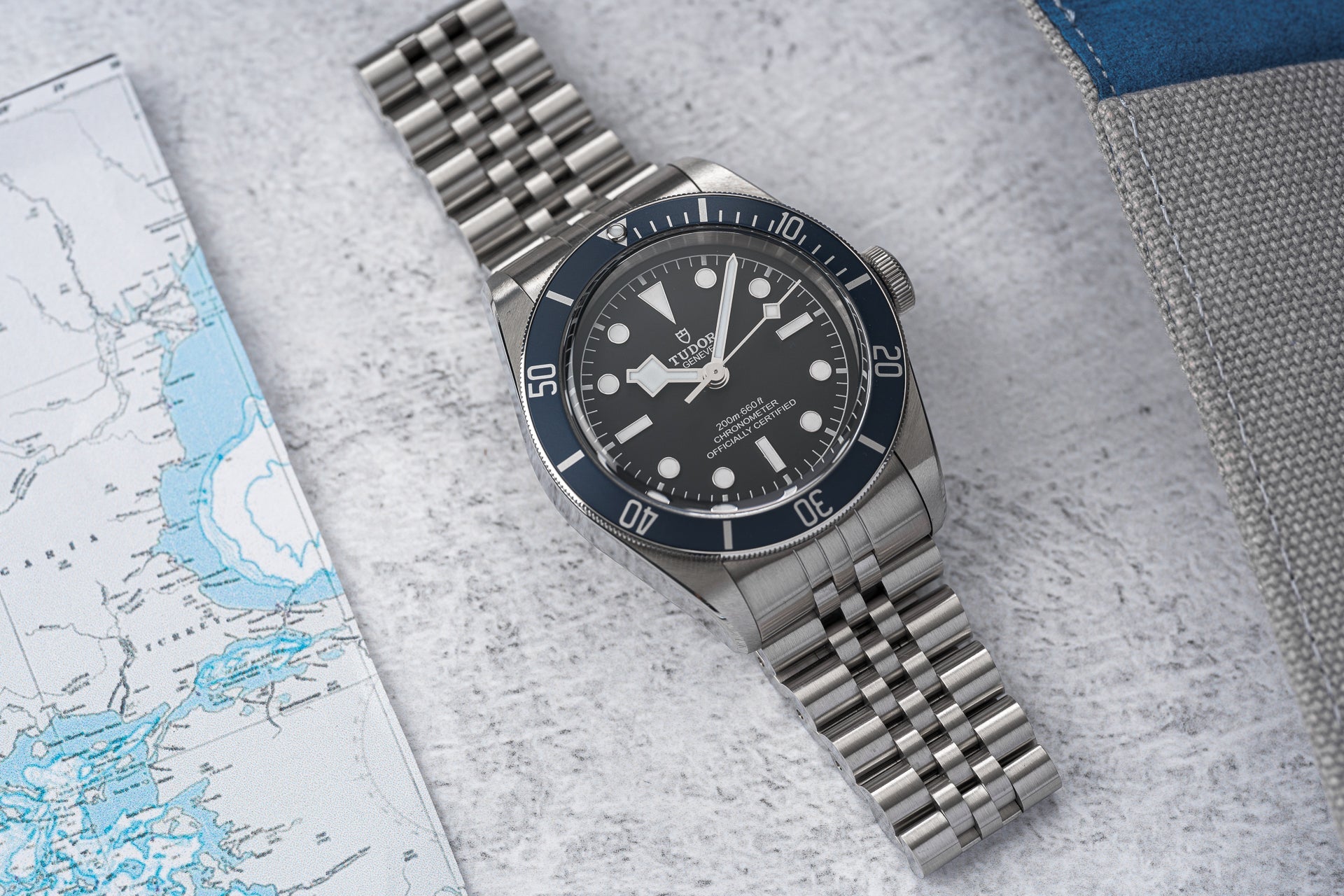 Stainless steel jubilee bracelet for Tudor 41mm dive watch with solid end links and polished center links