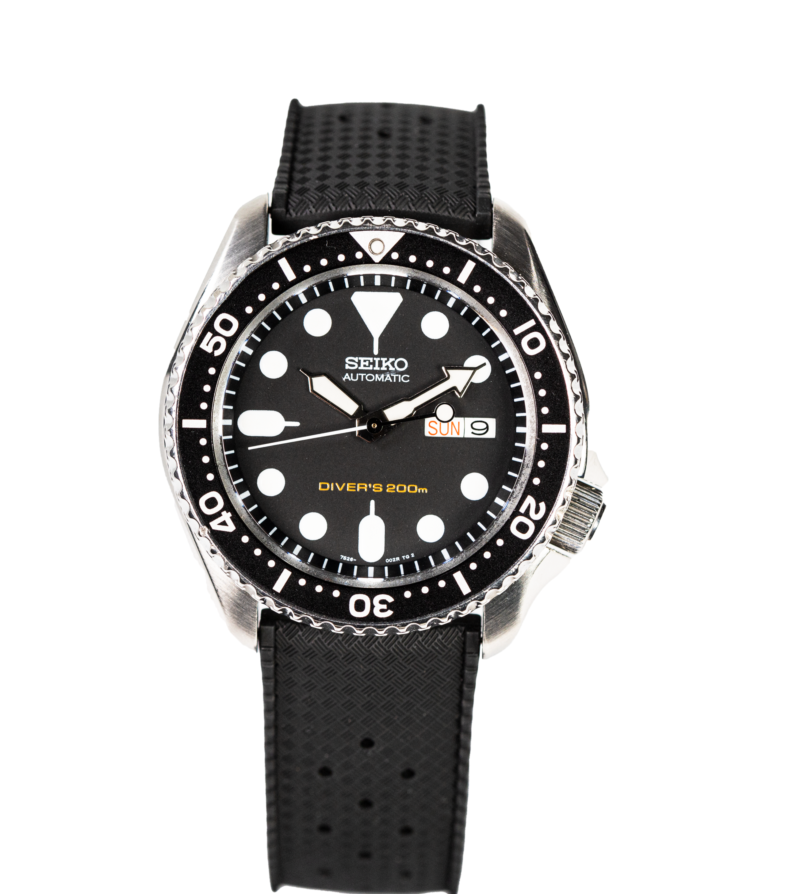 Seiko automatic dive watch with black dial, 200m water resistance, day-date display, and black rubber strap