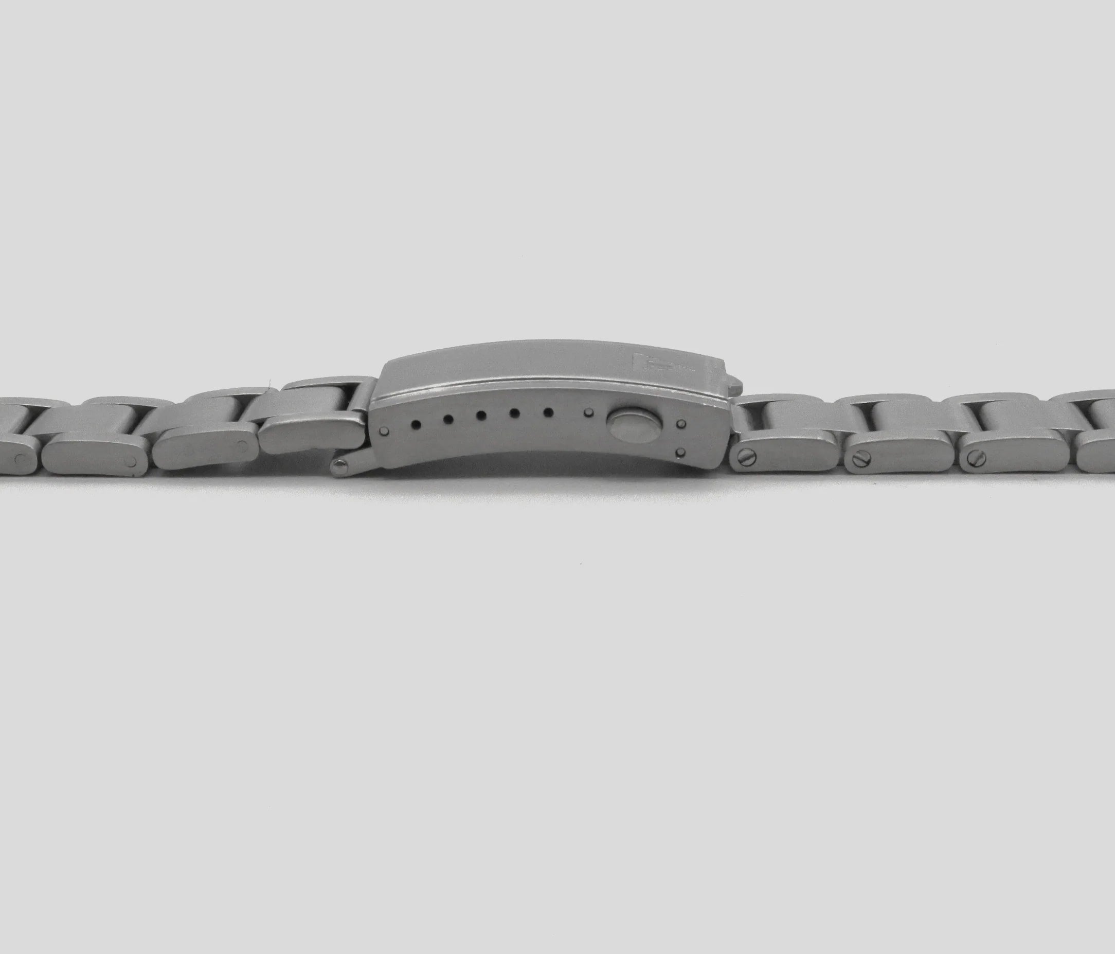 Stainless steel dive watch bracelet with solid end links and adjustable clasp for Seiko SKX and Seiko 5 Sport watches