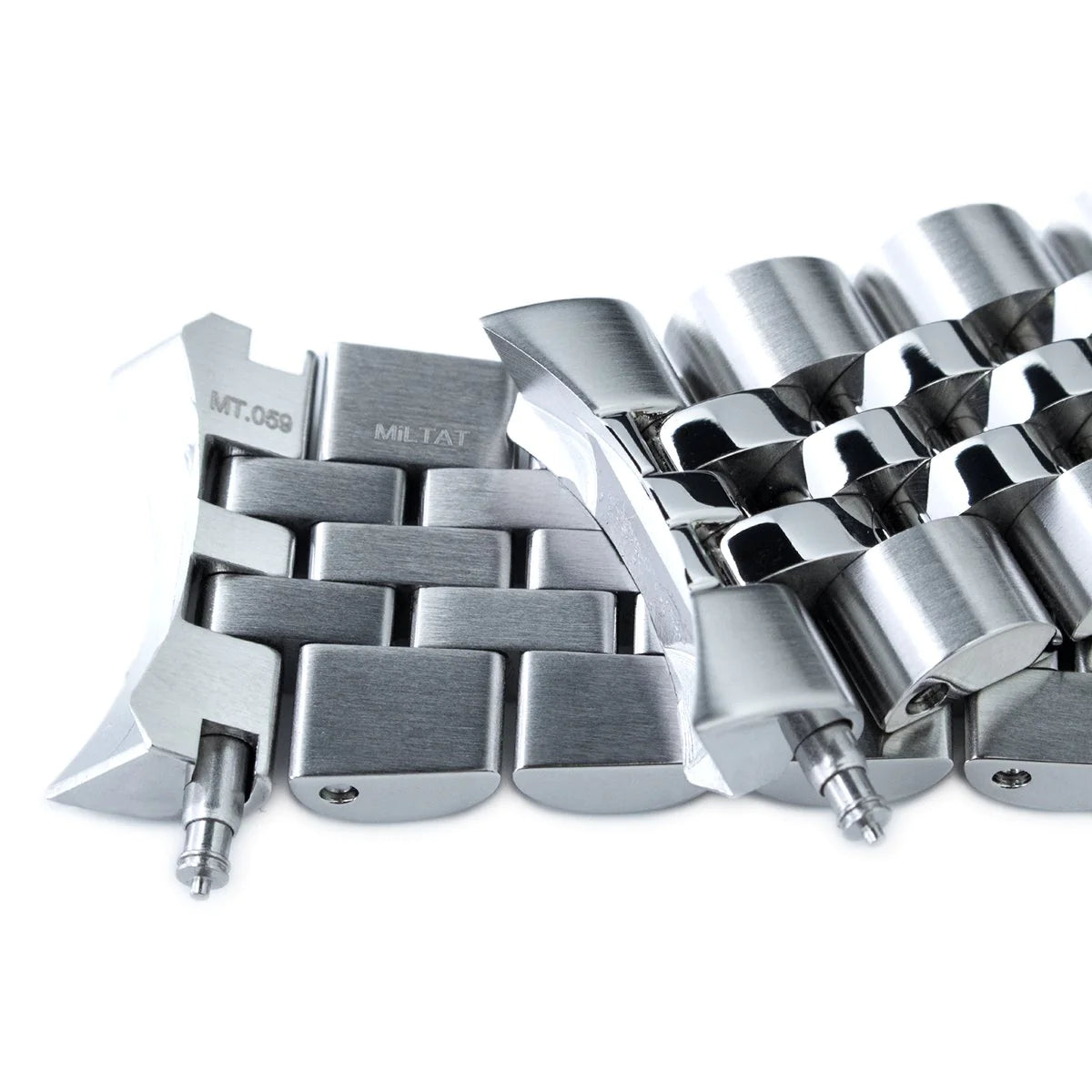 Strapcode Angus-J Louis brushed steel watch bracelet for Seiko 5 with end links and spare links displayed