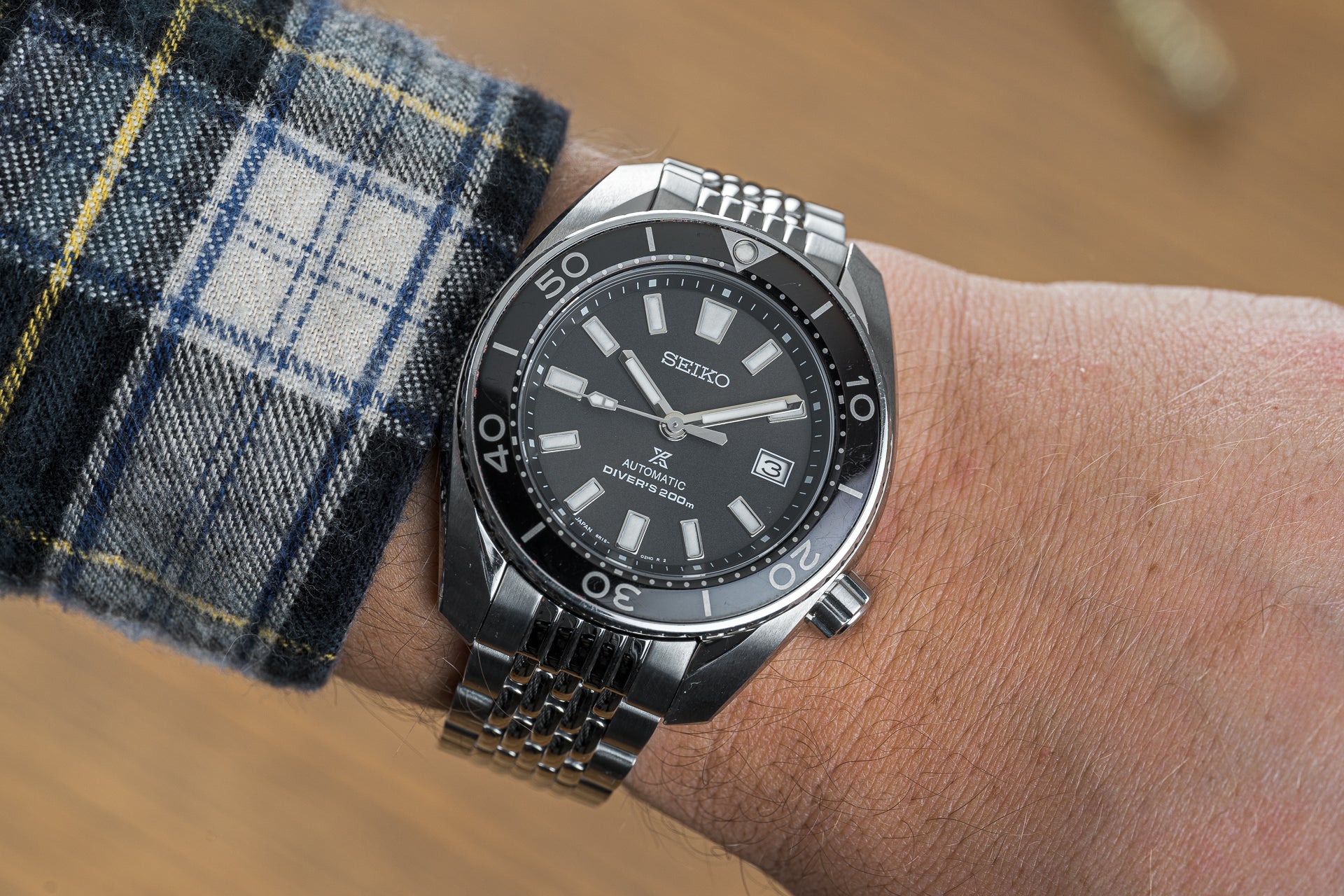 Seiko Prospex Sumo automatic diver watch with black dial and steel bracelet on wrist