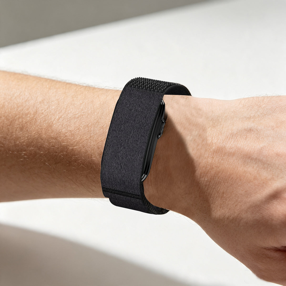 Garmin Cirqa Nylon Sports Loop - worn on the wrist