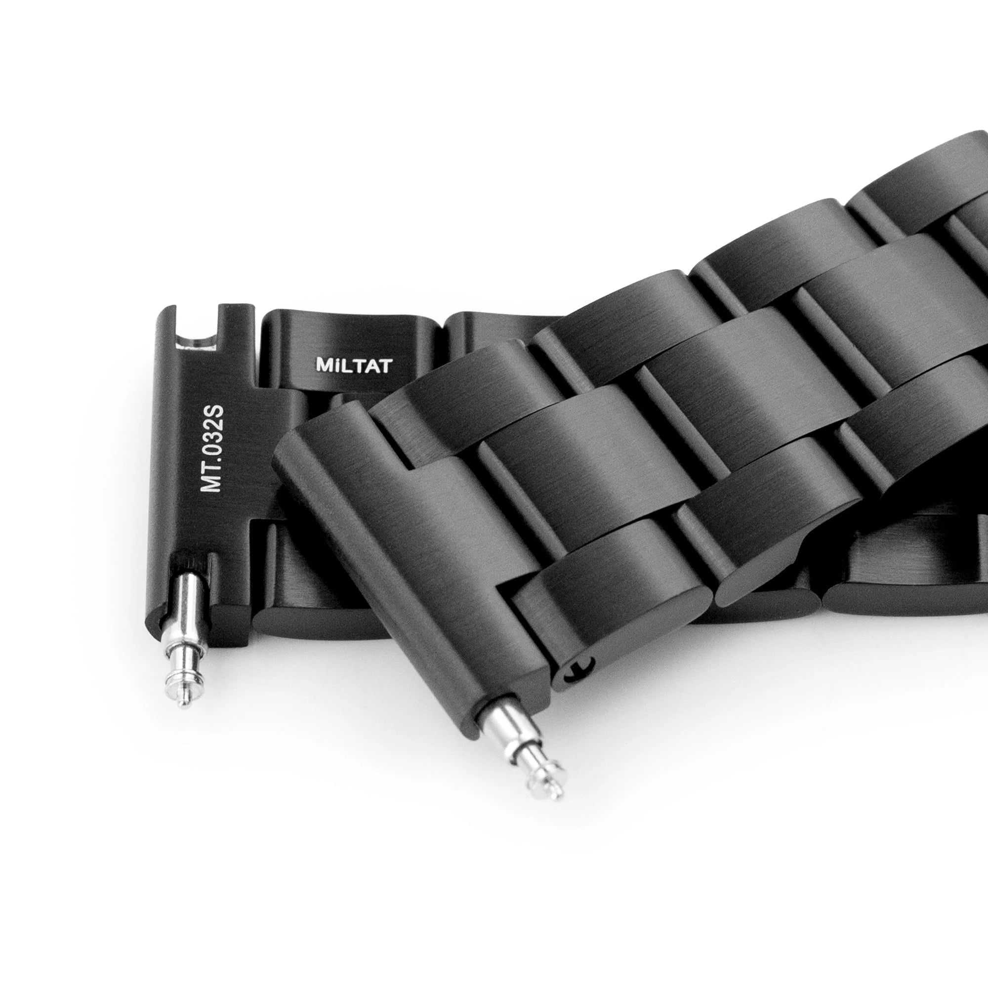 Black steel bracelet with V-clasp and DLC coating, featuring segmented links and secure fastening mechanism