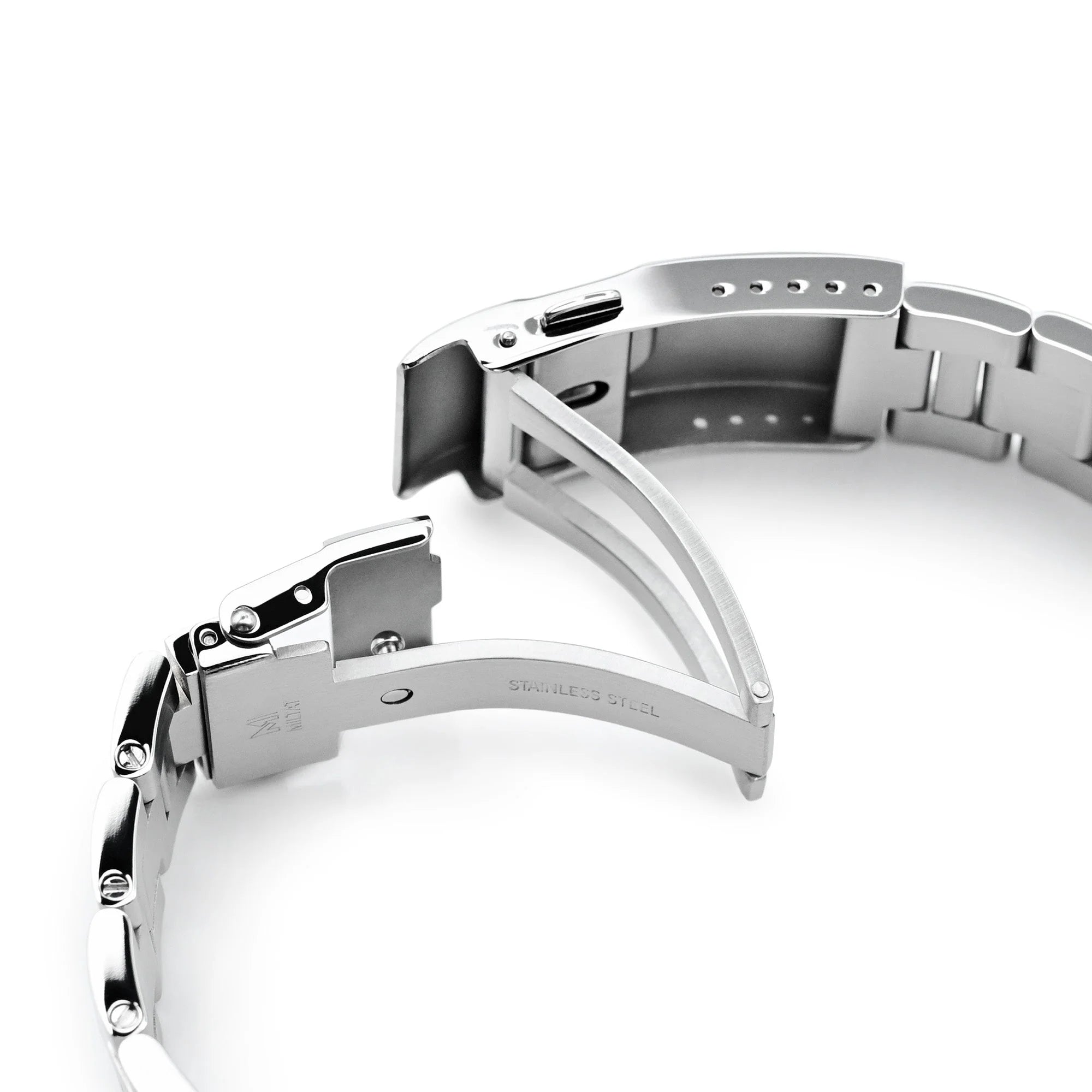 Stainless steel super-O Boyer watch band for Orient Mako 40mm with secure clasp and adjustable sizing
