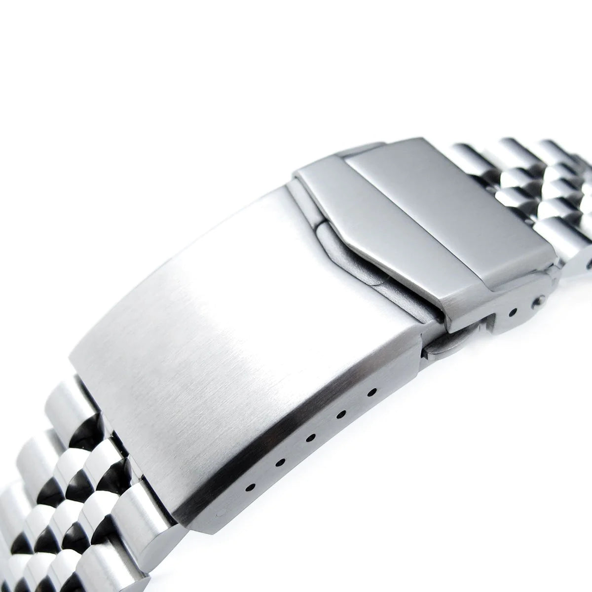 Stainless steel Super-J Louis watch bracelet with solid links and flip-lock clasp for Seiko SKX013, shown on white background