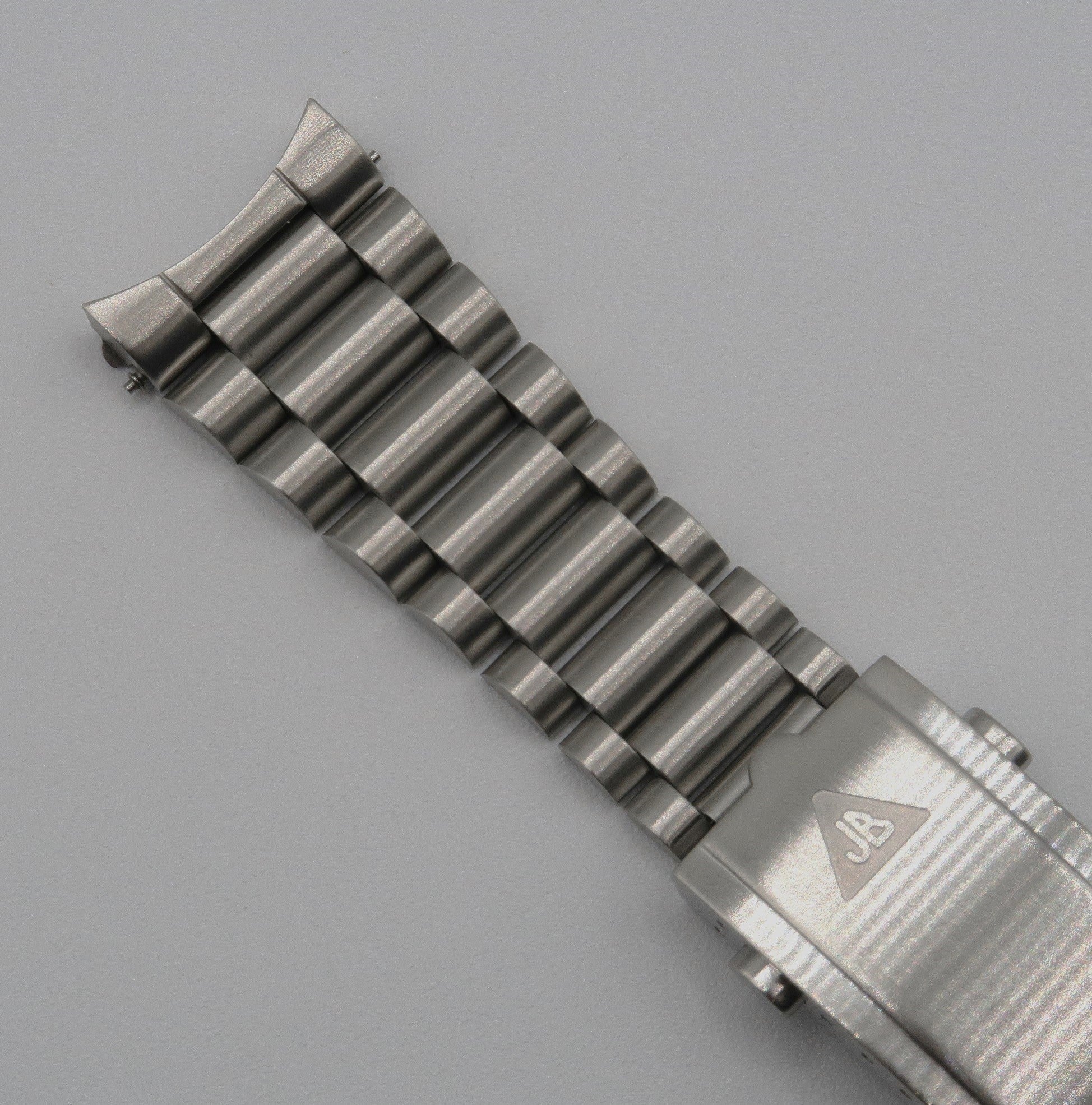 Stainless steel Forstner President watch bracelet with solid links and end links for Omega Seamaster post-2018 models