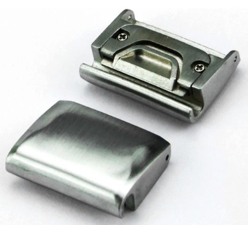 Stainless steel spring bar adapters for 22mm watch straps, showing assembled and disassembled components with mounting hardware