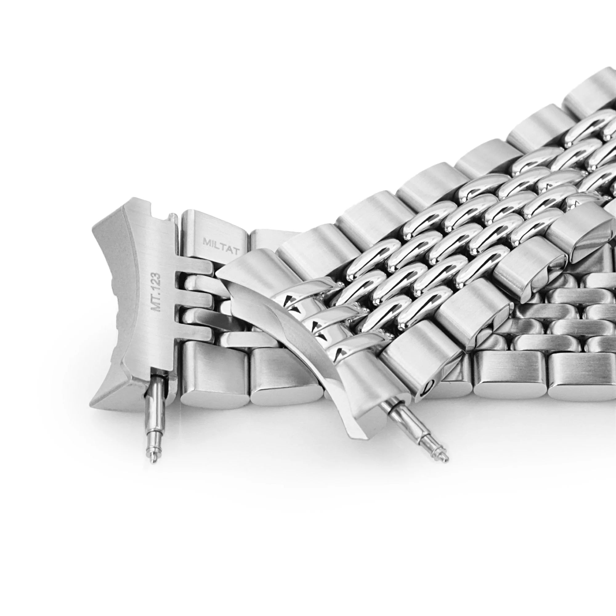 Strapcode Goma Bor metal bracelet for Seiko 5 GMT SSK001 watch with solid links and secure clasp