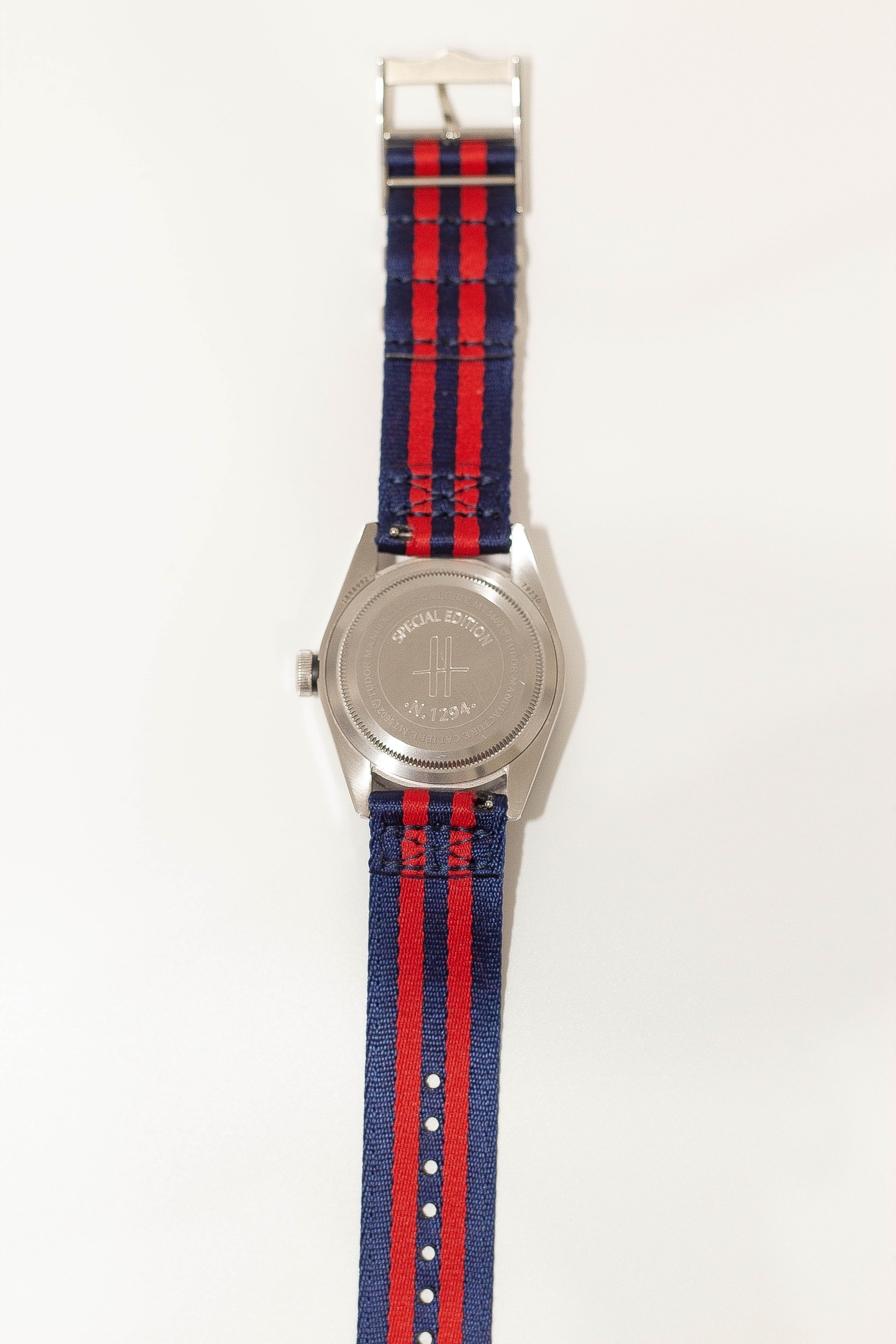 Quick Release Ultra NATO Navy Blue Red - Strapify
