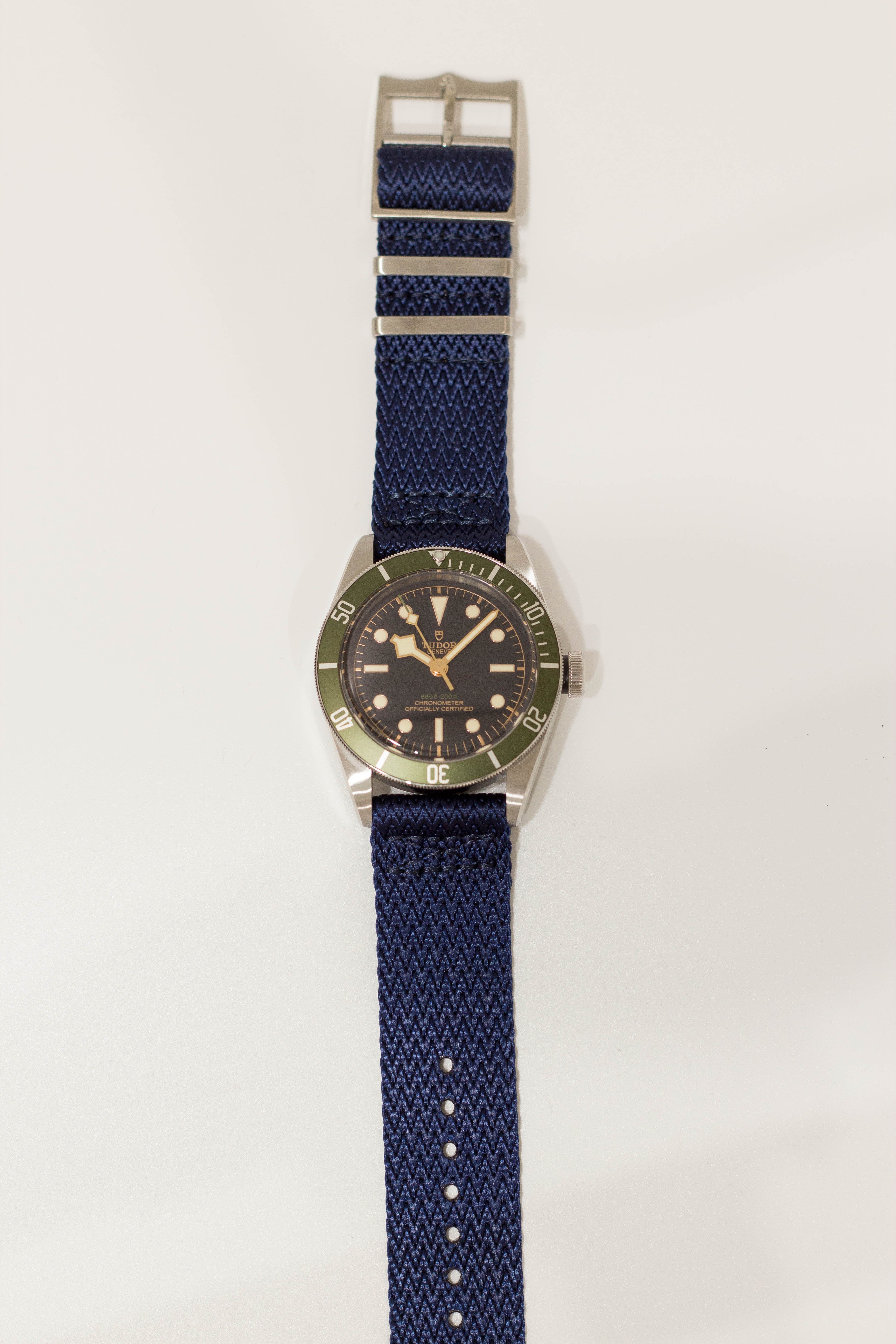 [Fitbit Versa 3 & 4/Sense 1 & 2] Sharktooth Militex - Navy Blue