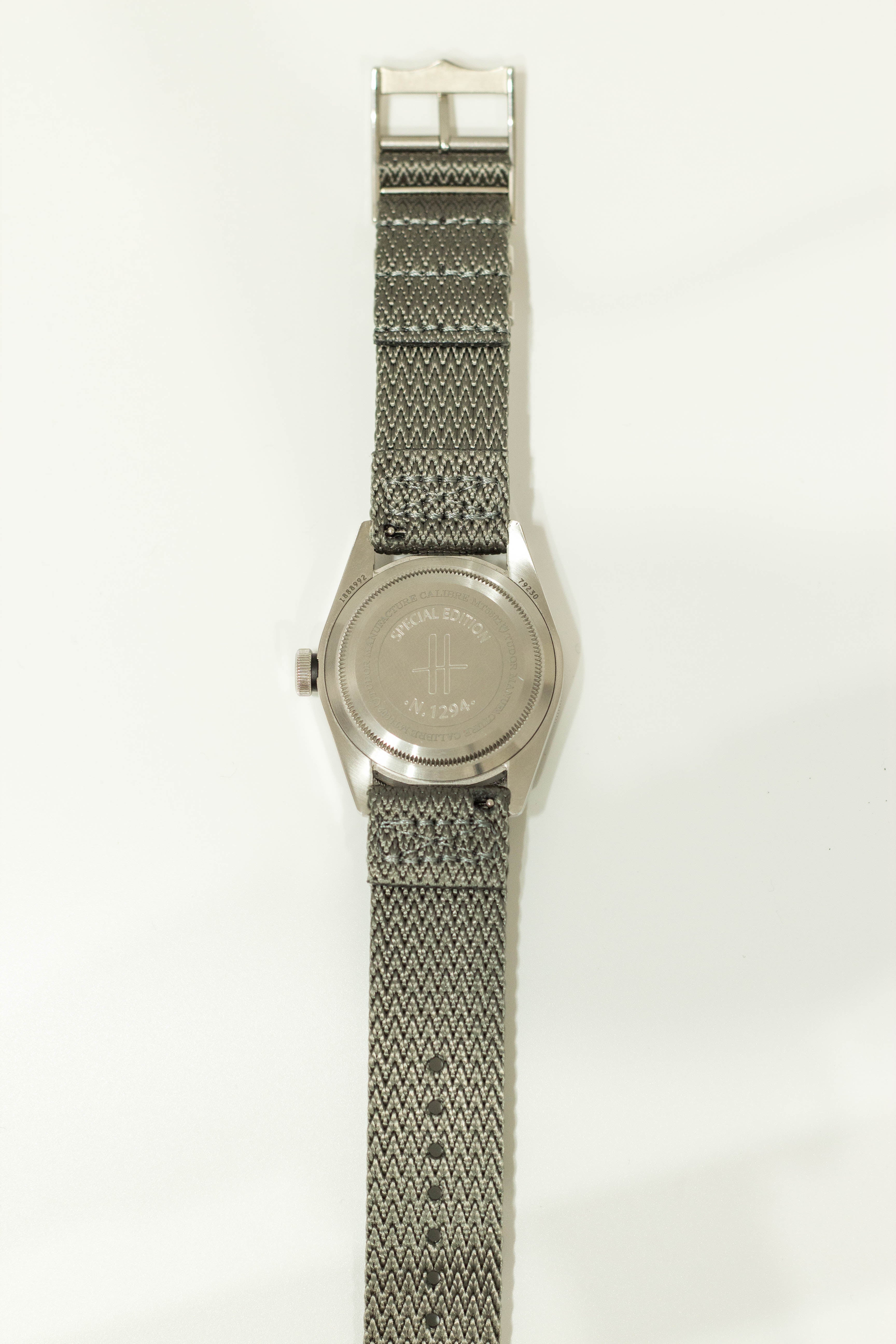 [Tissot Prx 40] Sharktooth Militex - Grey