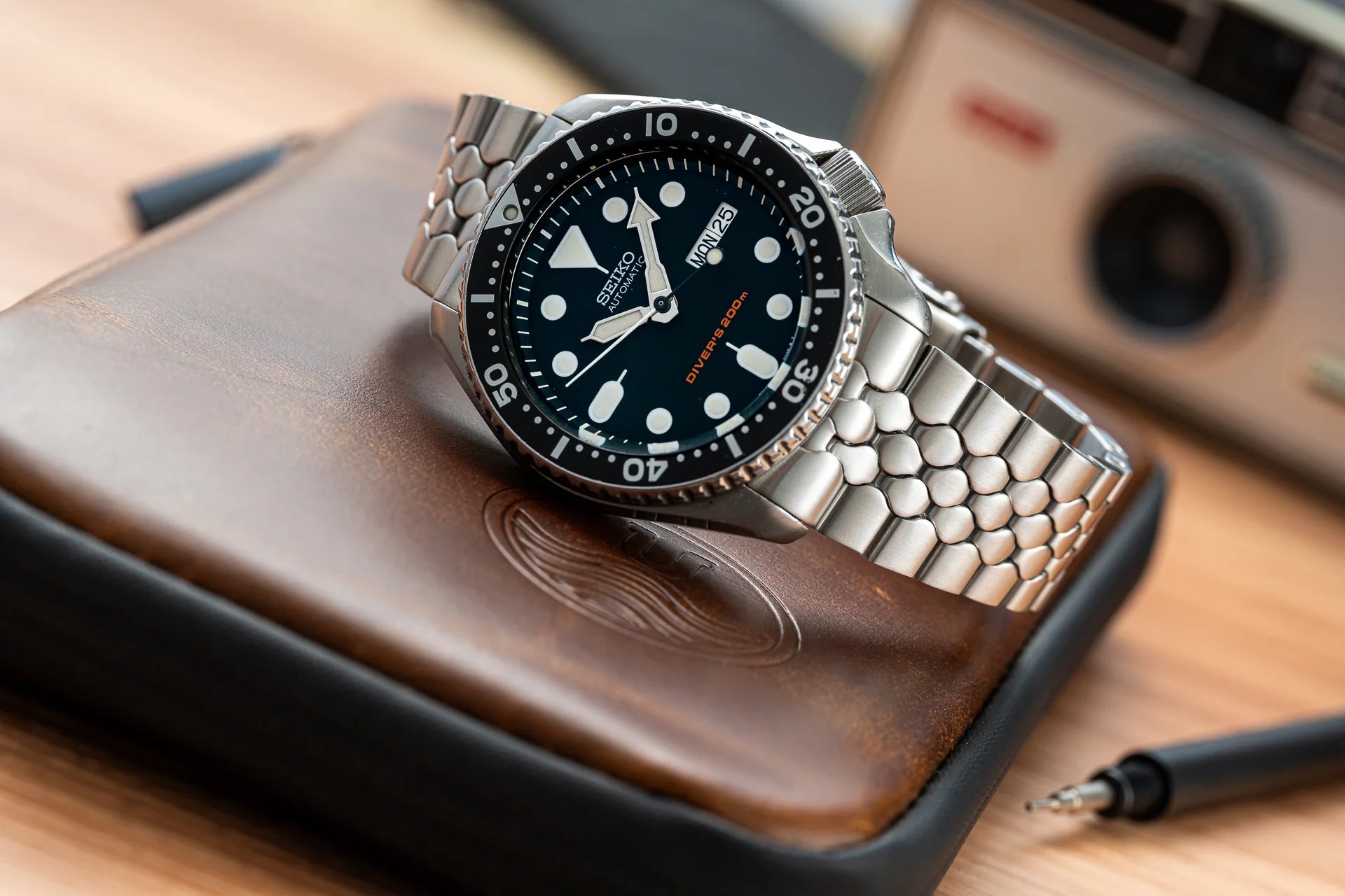 [Uncle] Snakeskin Bracelet (SKX007)