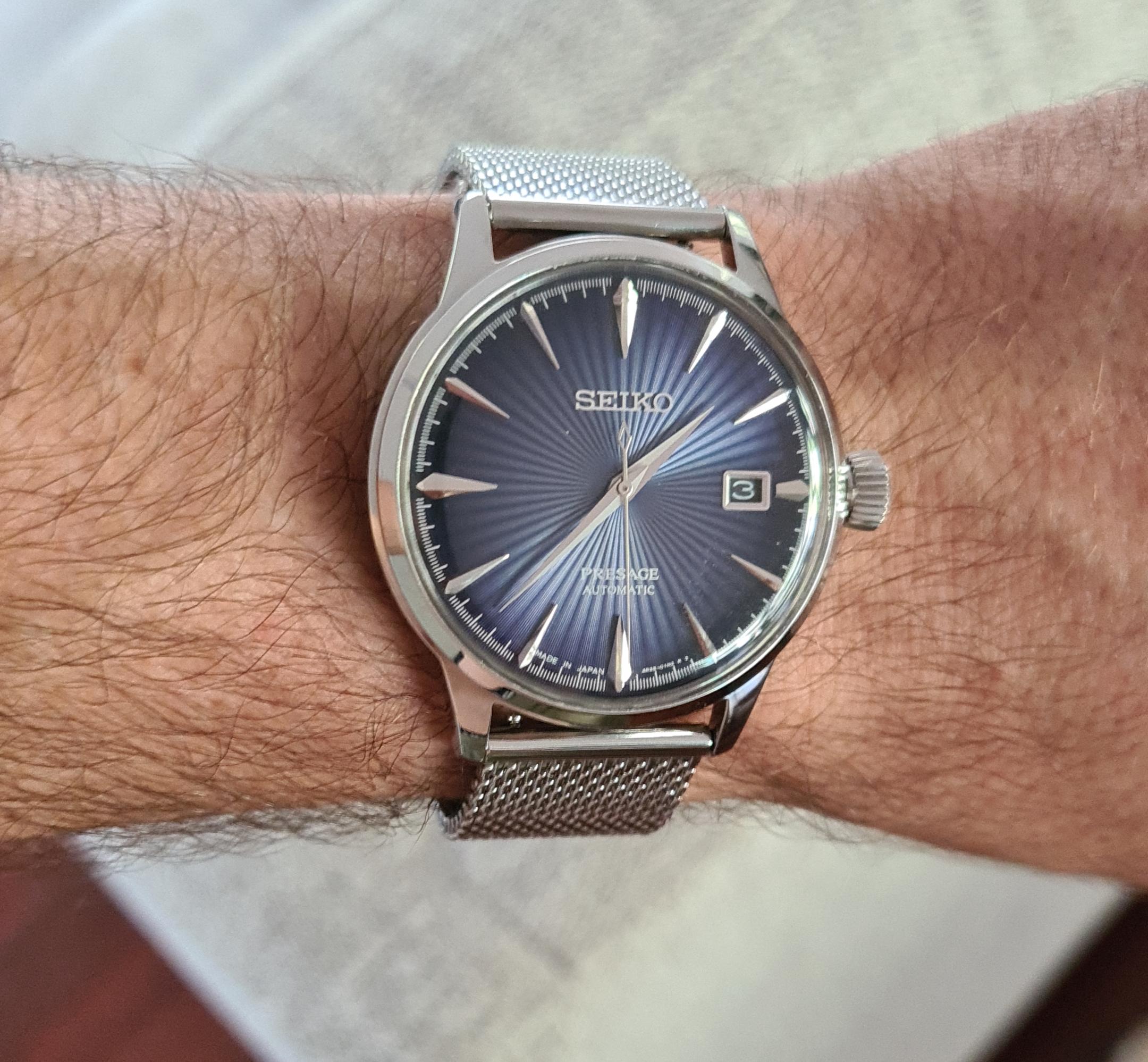 [Fitbit Versa 3 & 4/Sense 1 & 2] Milanese with Clasp