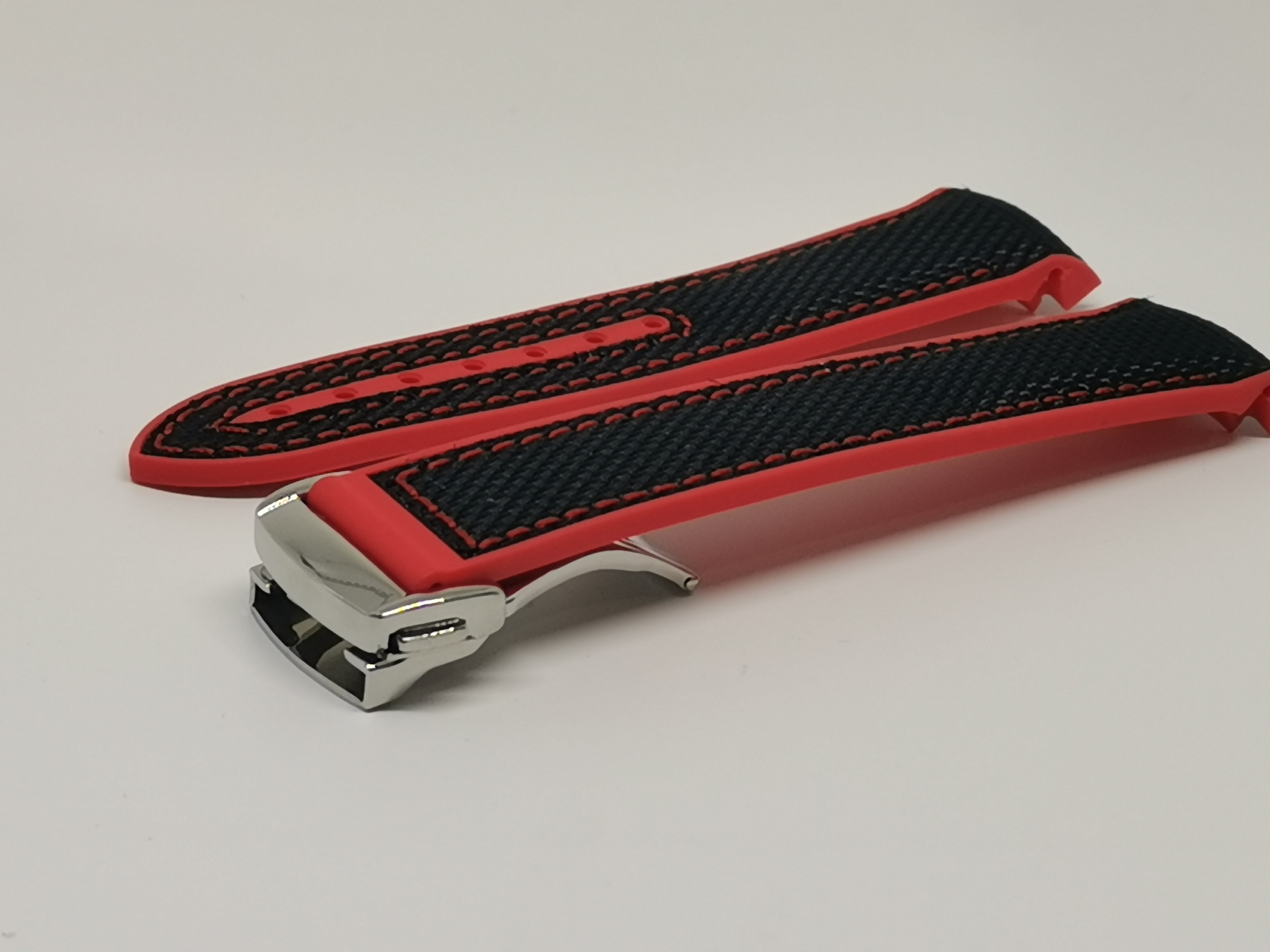 [Curved] King Hybrid Rubber - Black | Red with Deployant Clasp - Strapify Australia